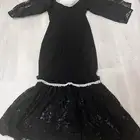 ثلاث فساتين ب 150