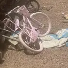 سيكل بناتي حجم 20 سيكل ولادي حجم 16 للبيع ونظيفة وزينة