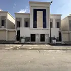 للبيع شقه ارضيه ببايكة سيارة ف حي المصيف قرب كبري باحص
