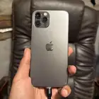 ايفون 12 برو البطاريه 100نضيف ماقد انفك معه كرتونه بس فمكه