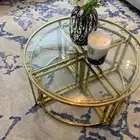 طاولة مع طقمها جديده