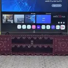 شاشة kmc 65 بوصة نظيفة جدا للبيع