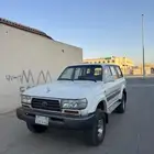 جيب لاند كروزر في اكس ار