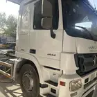 شاحنه مرسيدس للبيع