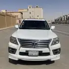جيب لكزس LX570 نص فل 2014 نظيف جدا جدا