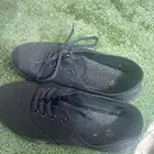 جزمه سودا لبسه وحده