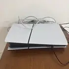 بلاستيشن 5 مع يد وحده استخدام شهرين