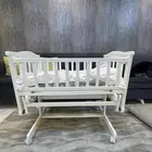 سيارات اطفال وسرير اطفال