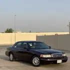 فورد فكتوريا 2001 يحمل لوحة 701