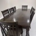 طاولة طعام