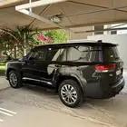 لاندكروزر GXR S اسود فل كامل 2025