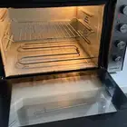 فرن نظيف شغال مافيه اي شي