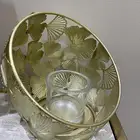 صحون تقدمة وتحف