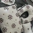 للبيع اغراض مواليد وأرواب نفاس