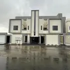 للبيع شقه دور ارضي تشطيب راقي بالمحاله