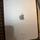 ايباد برو M4 فضي 256 قيقا