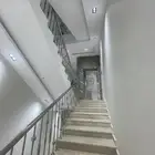 للبيع شقه روف دور ثاني مع ملحق وشقق ارضيه غرب الخميس