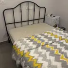 سرير ايكيا اسود نظيف