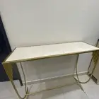 طاولة مدخل للبيع على الشرط السعر 50 ريال