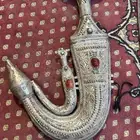 سيفين مع خنجر كلها قديمه
