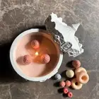 شمعه فنيه من الجبس- تصميم فريد وجميل