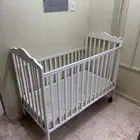 سرير اطفال