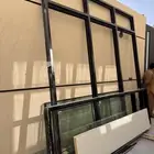 جدار زجاجي