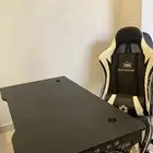 طاولة وكرسي قيمنق