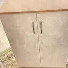 شاب سعودي لتركيب اثاث مفكك قطع