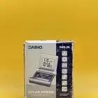 ساعة ومنبة مكتبية كاسيو قديمة مخزنة