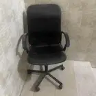 كرسي مكتبي بدون مقابل