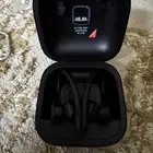 سماعة بيتس نظيفة جدا