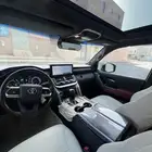 لاندكروزر VXR فل كامل موديل 2022 وكالة