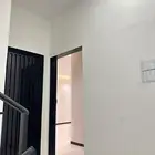 دور اول للبيع بموقع مميز على شارع عشرين وبسعر جدا  مناسب