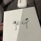 ايربودز برو للبيع