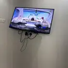 شاشه بلازما بس الصوت واطي والريموت مافيه