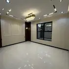 للبيع روفات وسيعة 8 غرف ومشب شرق الخميس