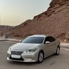 لكزس ES350 نظيف