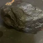 حجر نيزكي نادر للبيع للاعلى سوم