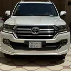 تم البيع للبيع لاند كروزر 2019 GXR تورينق بحالة الوكالة