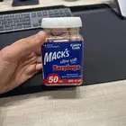 سدادات أذن لعزل الصوت  على السوم