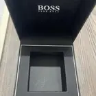 علبه ساعه بوس