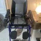 كرسي كهربائي يحتاج بطاريه