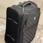 شنط سفر للبيع على السوم