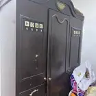 غرفة نوم نفر ونصف سرير بالمرتبة و دولاب ومكتبة ووحدة ادراج