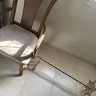 معلاق عبايات و كرسي