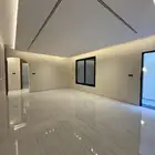 للبيع دور أرضي فخم 6غرف بحوش كبير خلف حديقة الزهور بالمحالة