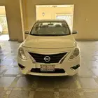 صني 2023 أبيض كلاسيك نظيفة جدا