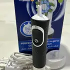 فرشاة اسنان كهربائية اورال بي