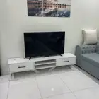 شاشة وايضا  طاوله